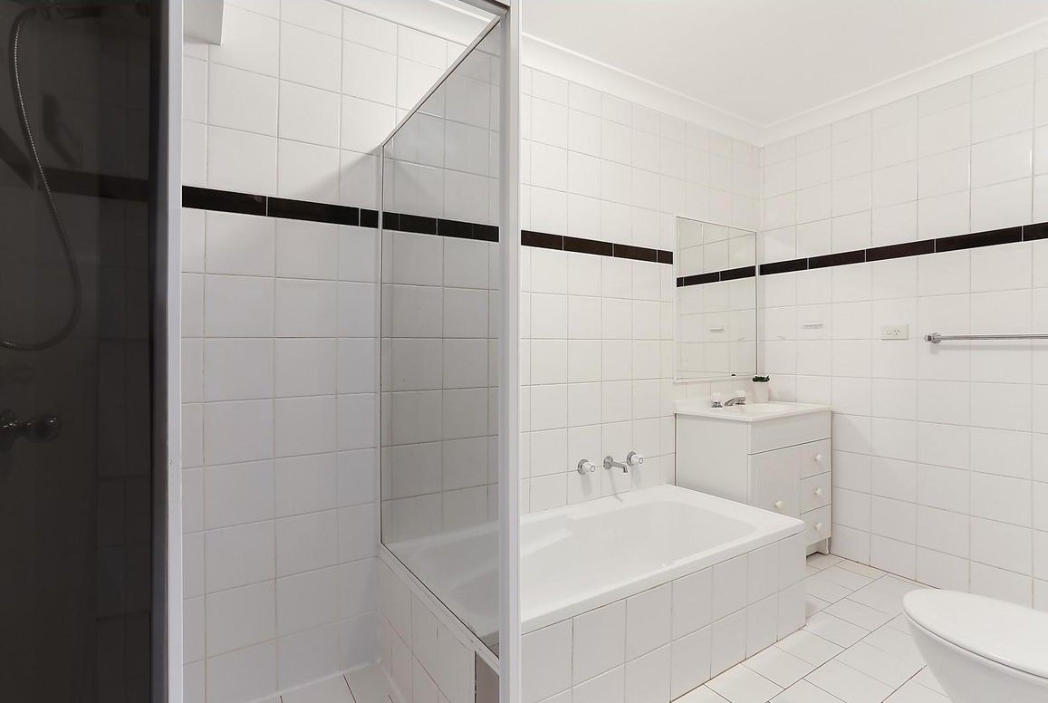 27/494-496 President Avenue, Kirrawee Leased by Gavan Property - image 1