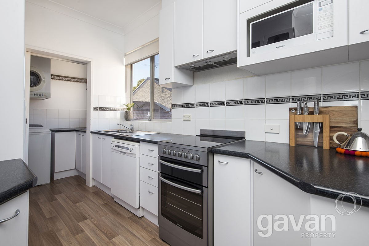 13/2A Jersey Avenue, Mortdale Sold by Gavan Property - image 1
