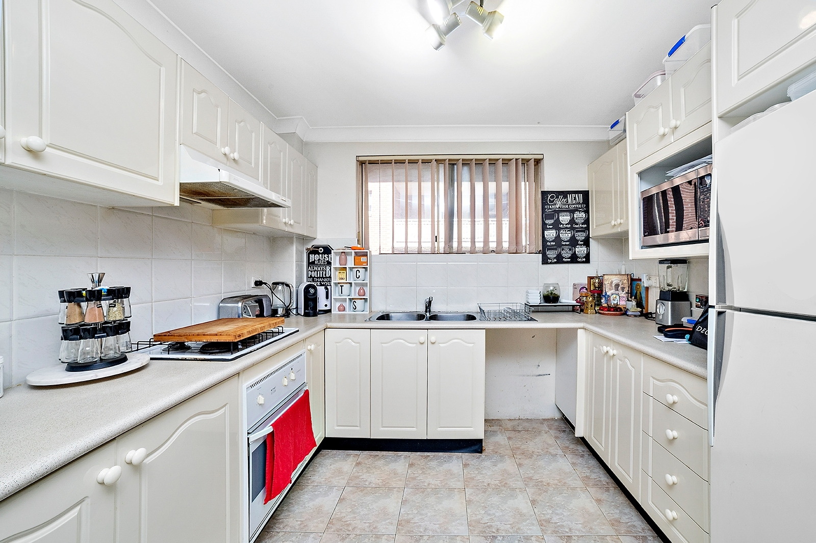 7/1-3 Percival Street, Penshurst Sold by Gavan Property - image 1