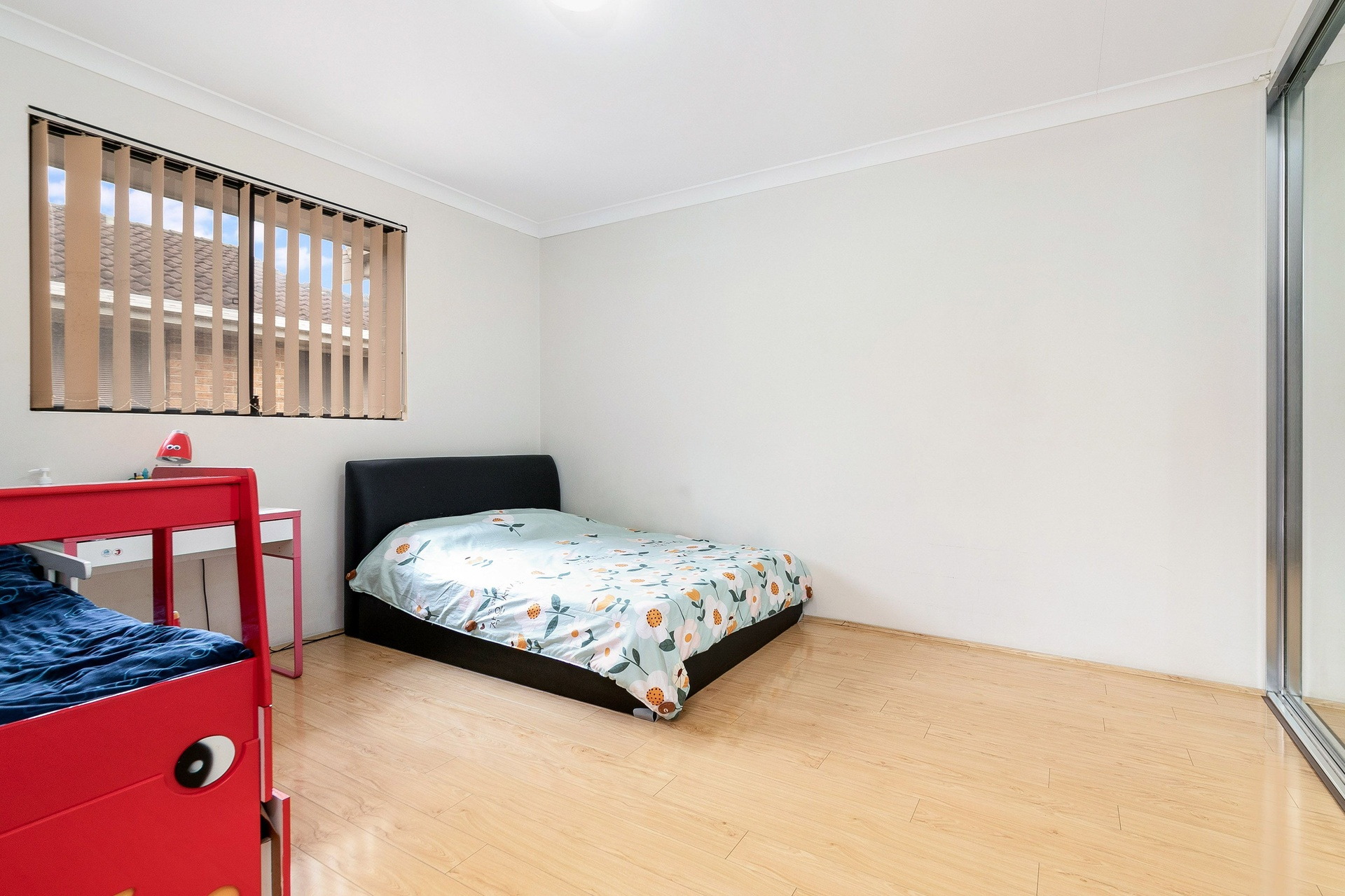 4/50 Tavistock Road, South Hurstville Sold by Gavan Property - image 1