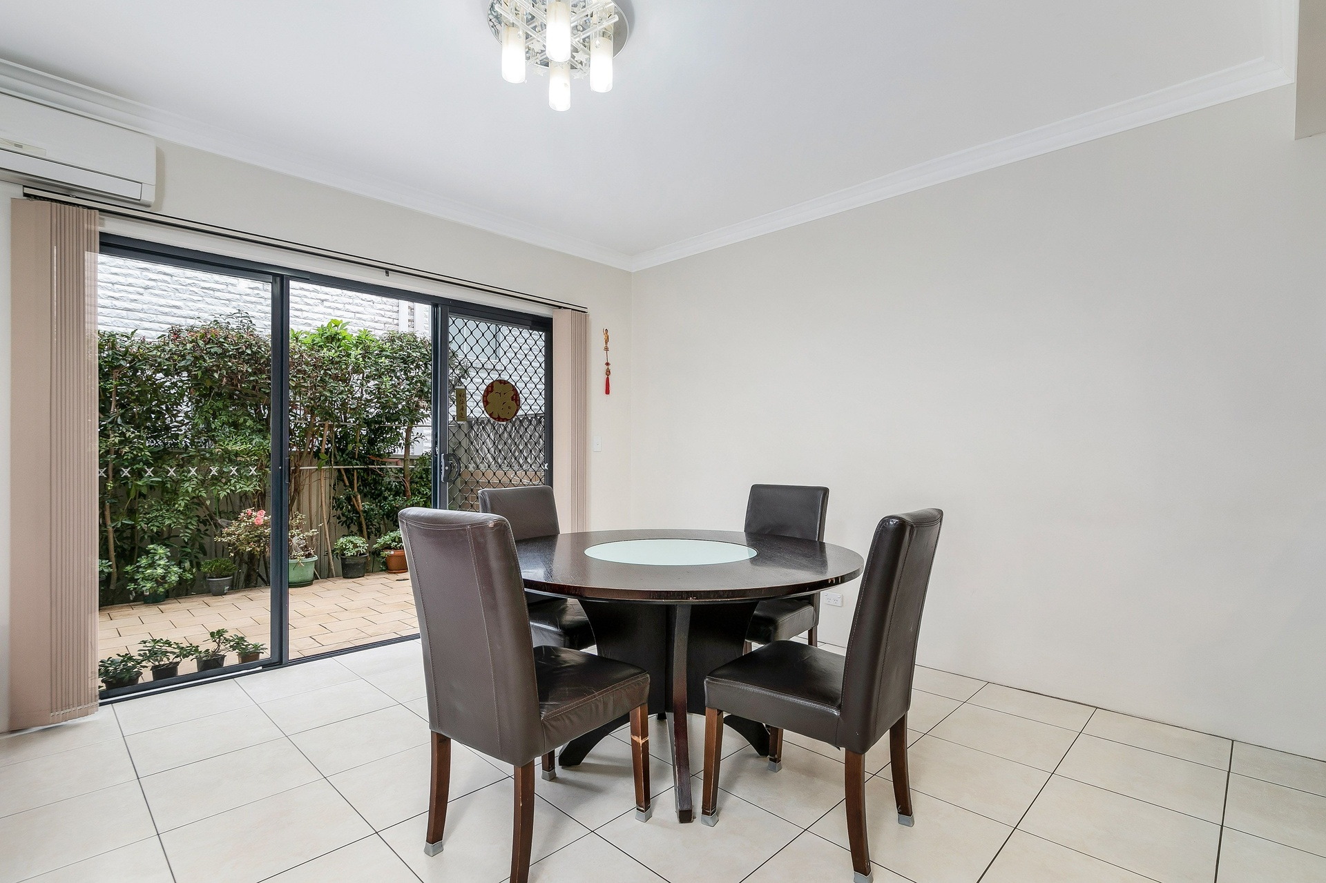 4/50 Tavistock Road, South Hurstville Sold by Gavan Property - image 1