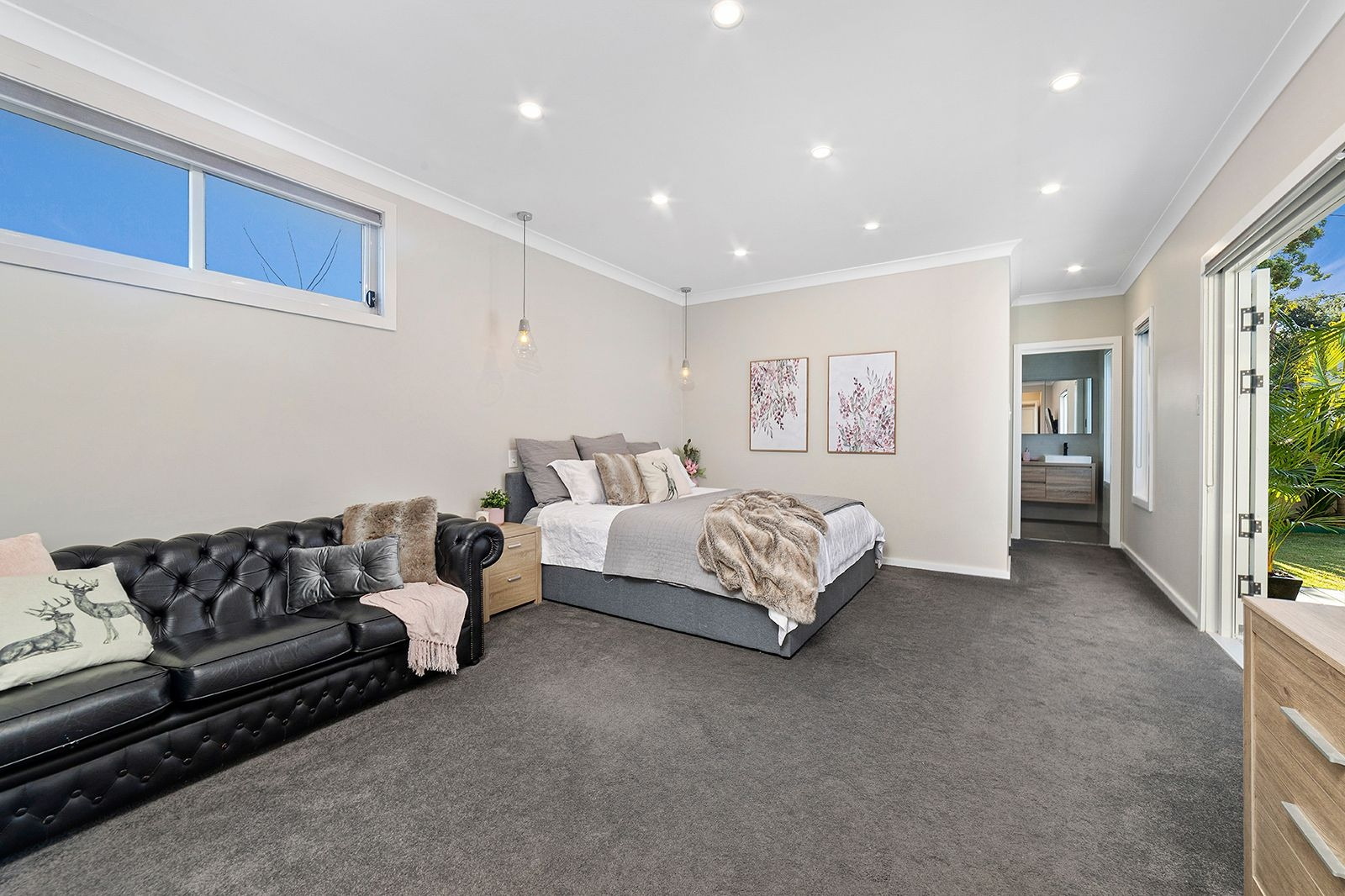 10 Sunlea Avenue, Mortdale Sold by Gavan Property - image 1