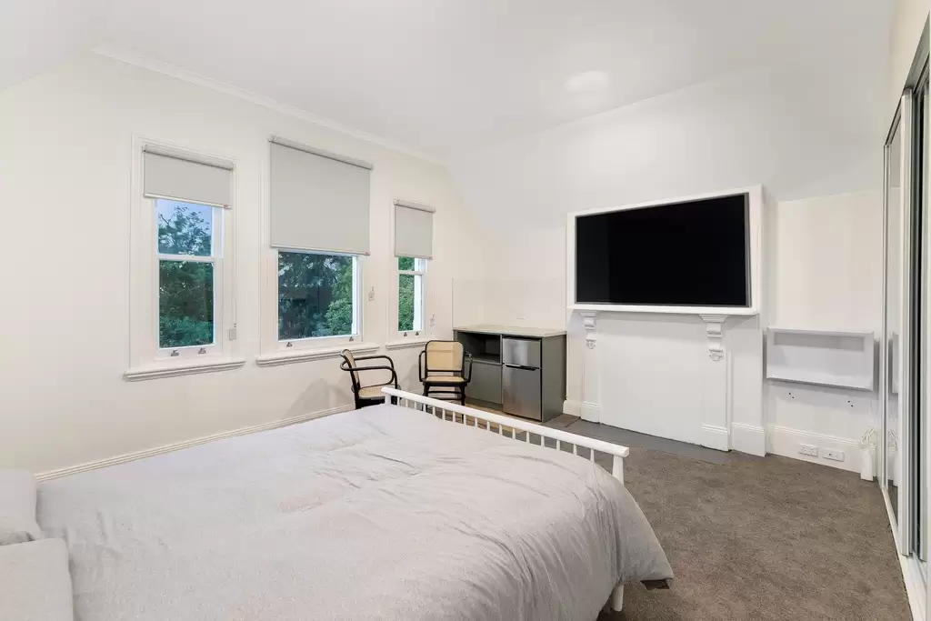 5 Grafton Street, Bondi Junction For Lease by Gavan Property