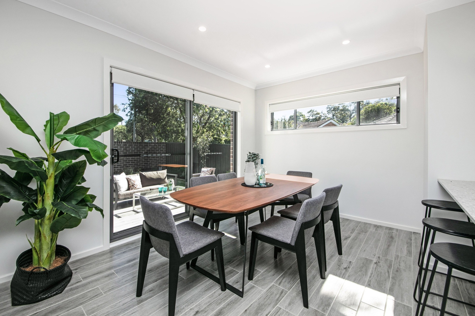 1/30 Carramar Crescent, Miranda Sold by Gavan Property - image 1