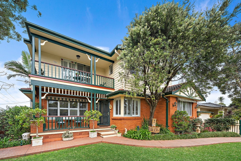 107 Lorraine Street, Peakhurst Heights Sold by Gavan Property