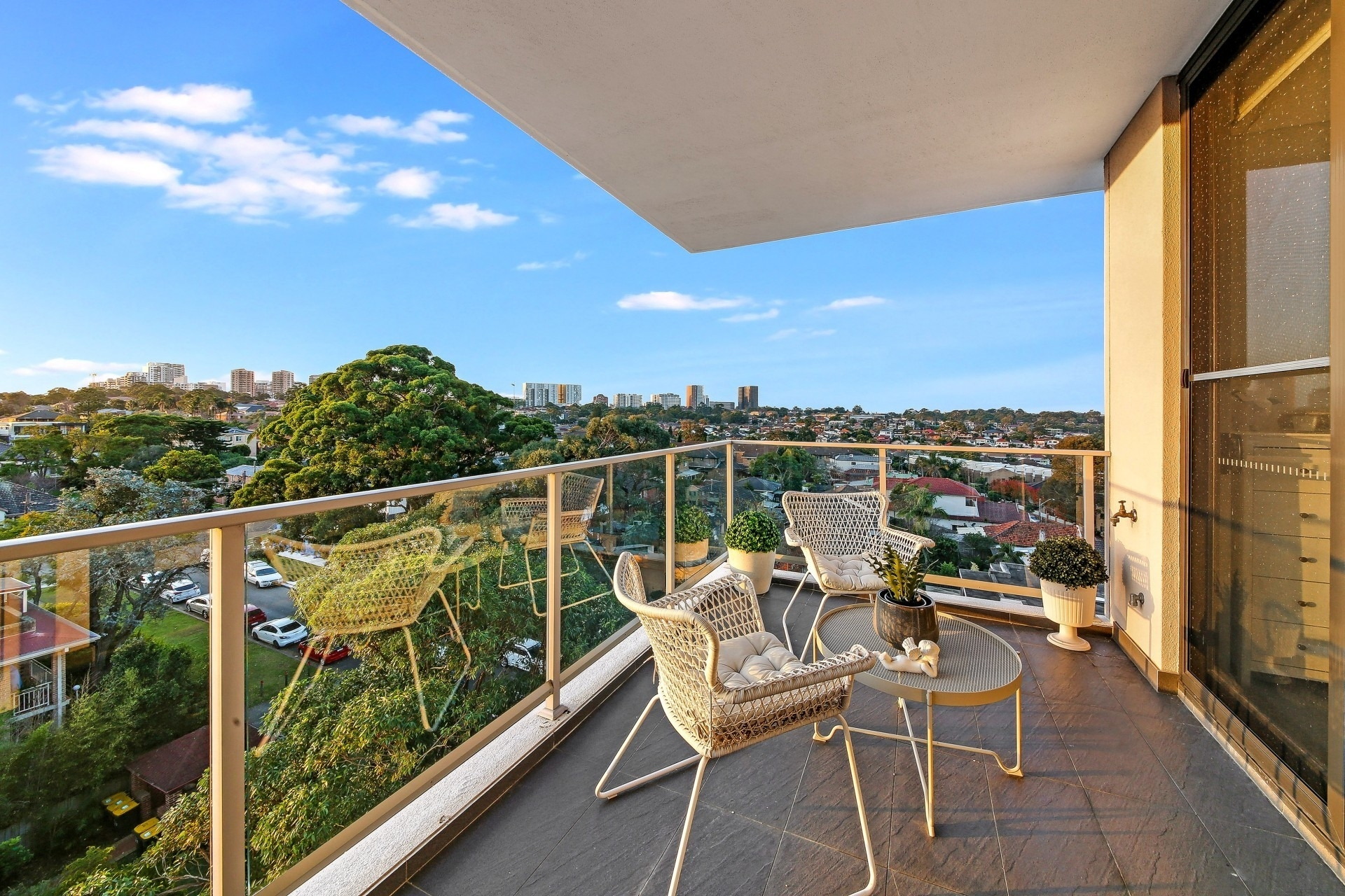 605/9 Derwent Street, South Hurstville Sold by Gavan Property - image 1