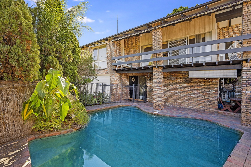 4 View Street, Peakhurst Heights Sold by Gavan Property