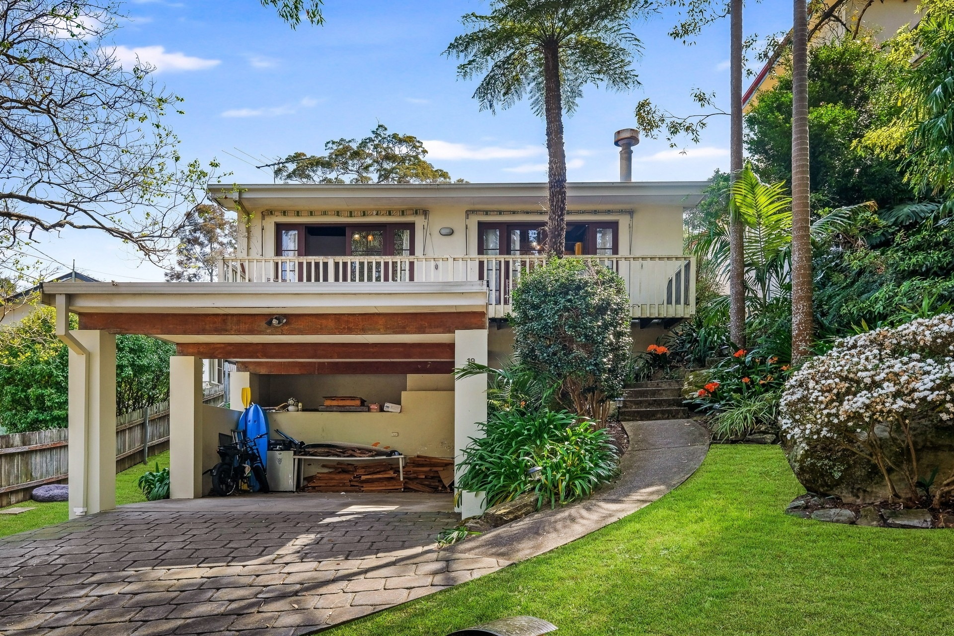 19 Ellesmere Road, Gymea Bay Sold by Gavan Property - image 1