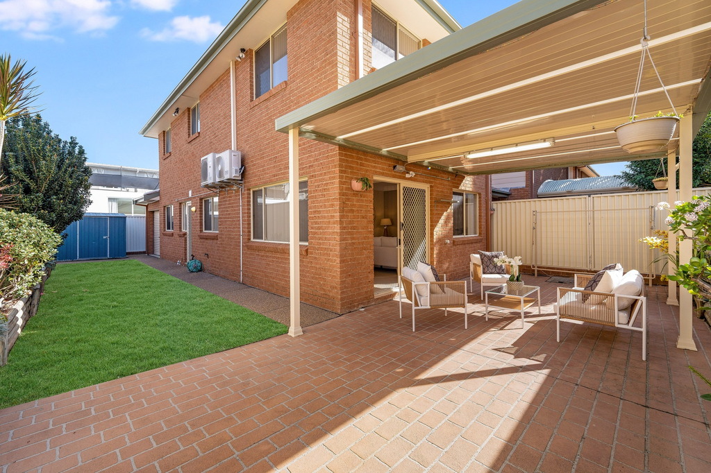 4/32 Greenacre Road, South Hurstville Sold by Gavan Property