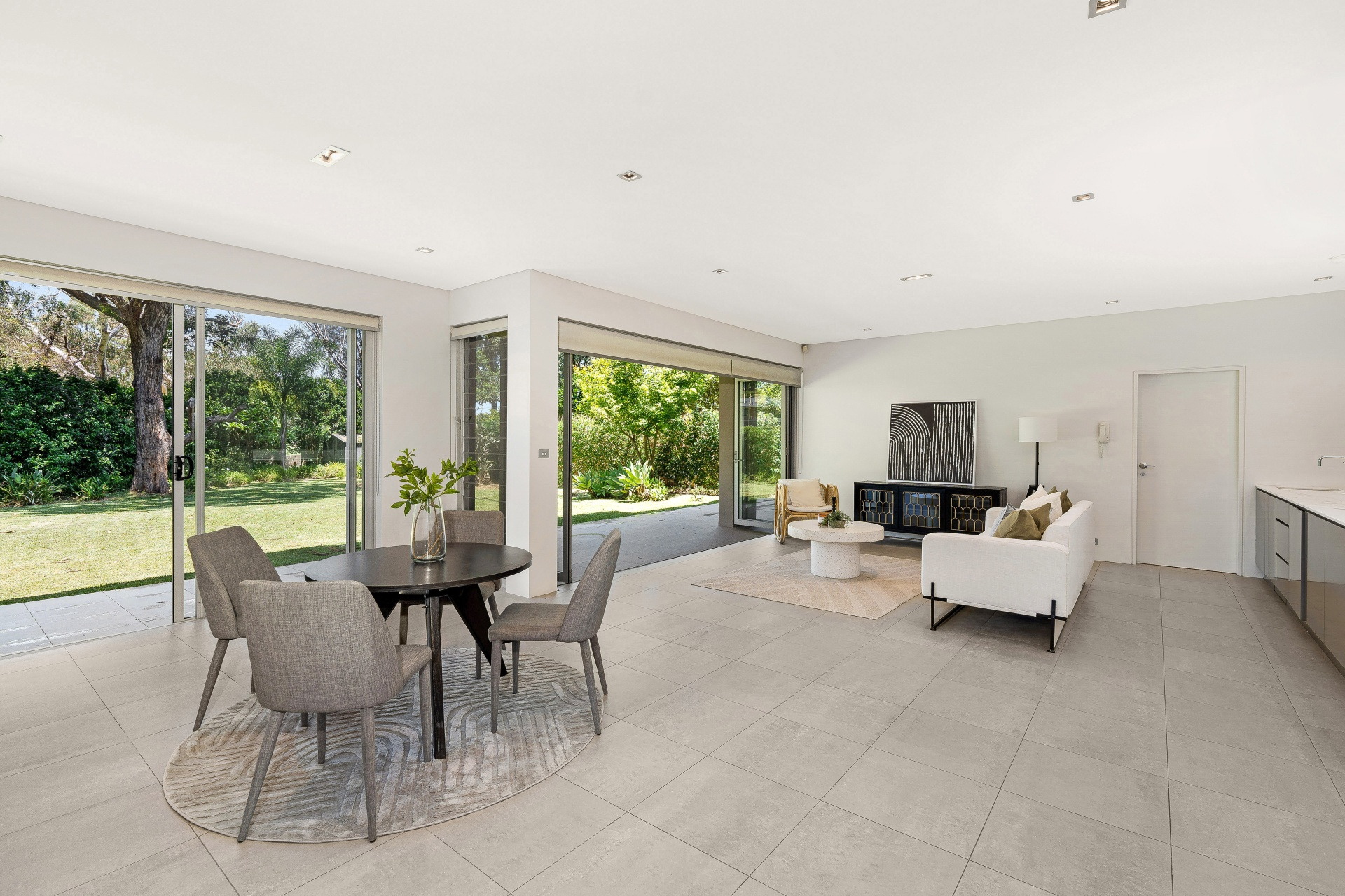 5 Loch Maree Crescent, Connells Point Auction by Gavan Property - image 1