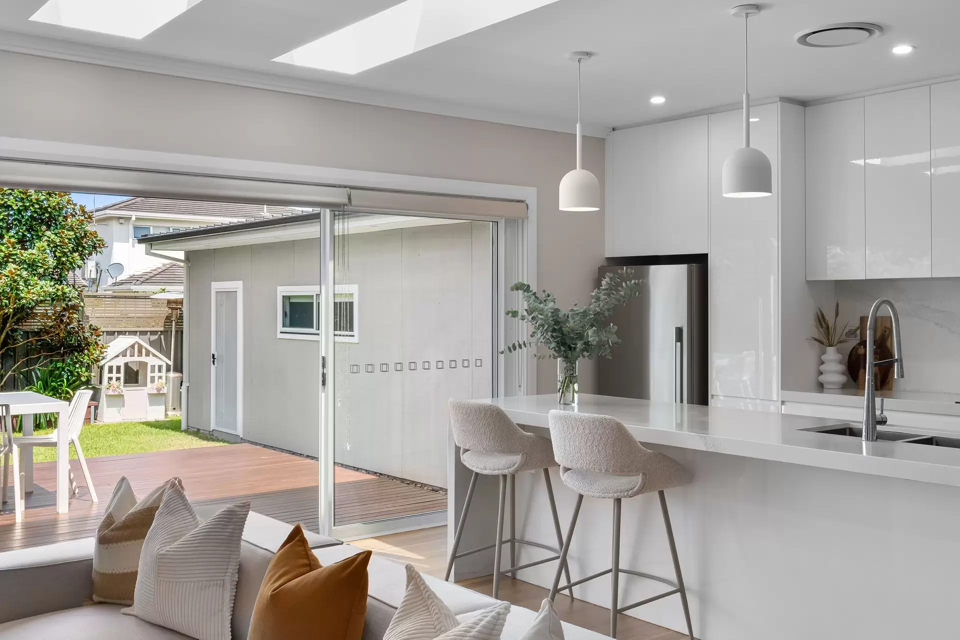 6 Bell Avenue, Kogarah Bay Sold by Gavan Property - image 1