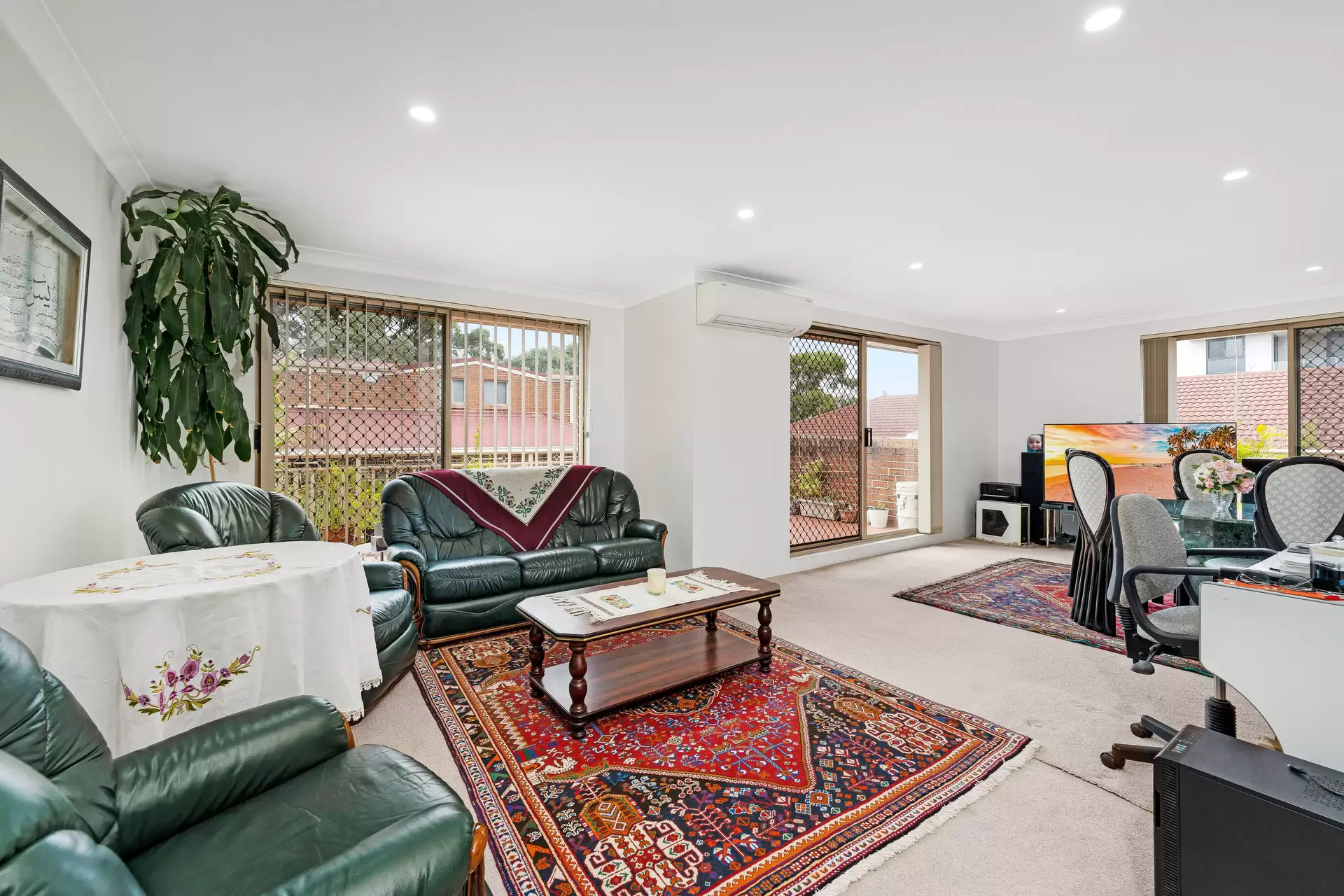 10/824-828 King Georges Road, South Hurstville Sold by Gavan Property - image 1