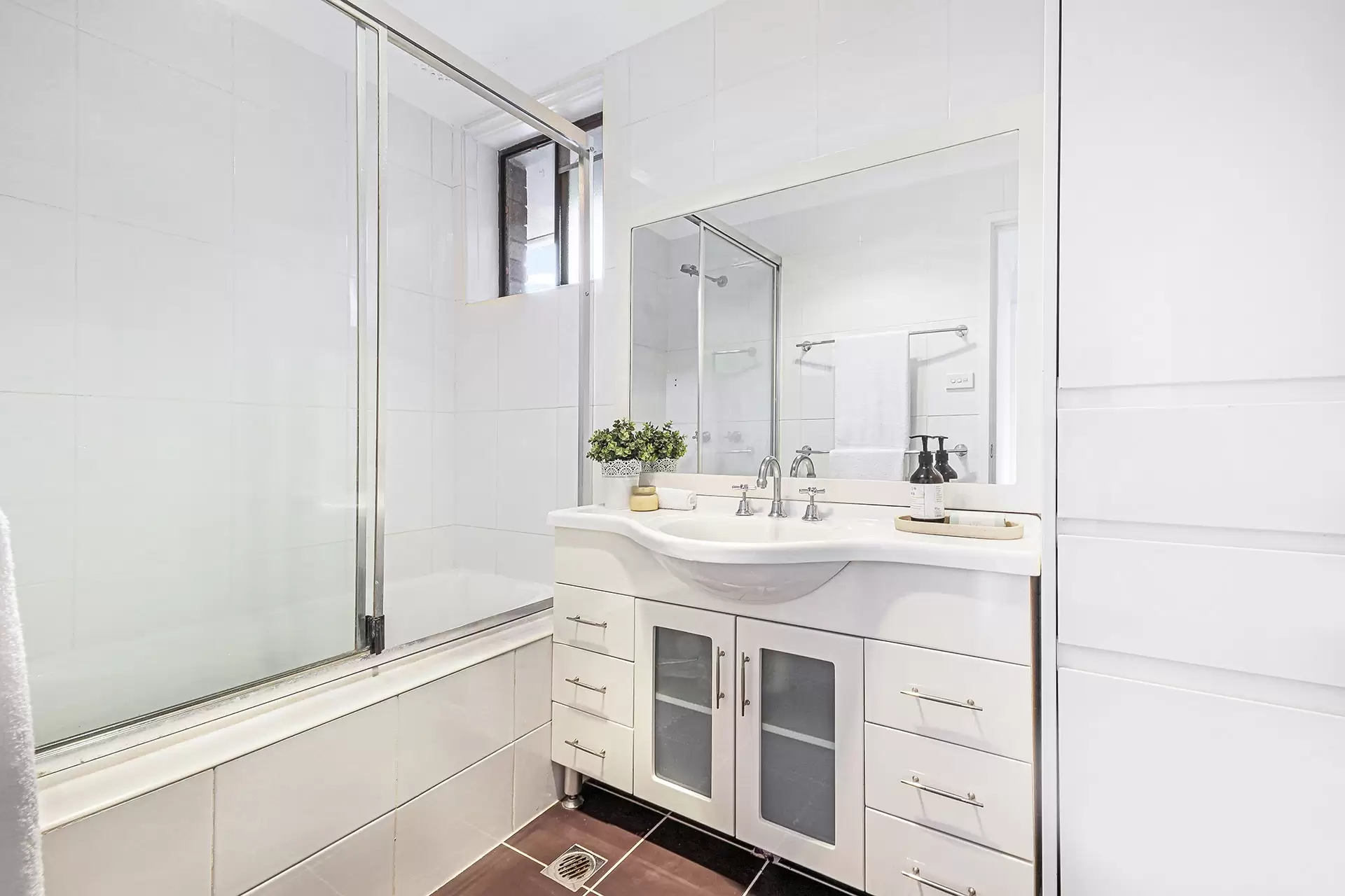 Photo #7: 10/23-27 Mutual Road, Mortdale - Sold by Gavan Property