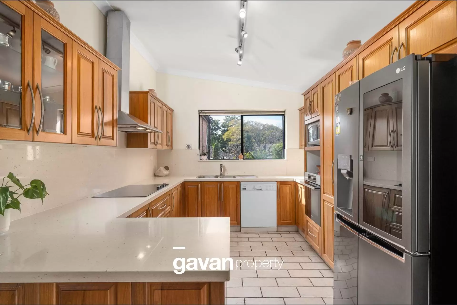 Photo #6: 112 Connells Point Road, South Hurstville - For Lease by Gavan Property