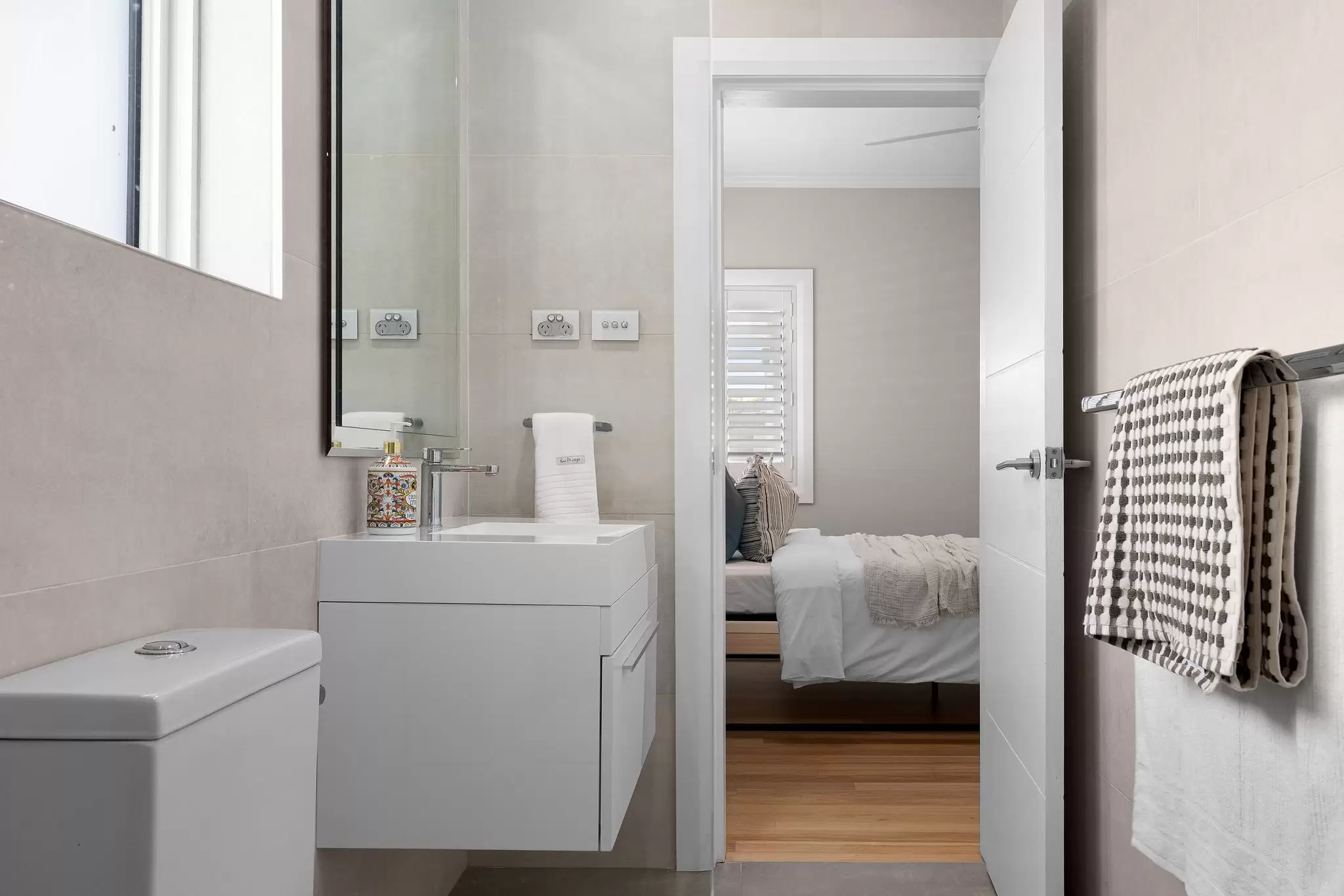 Photo #8: 6 Bell Avenue, Kogarah Bay - Leased by Gavan Property