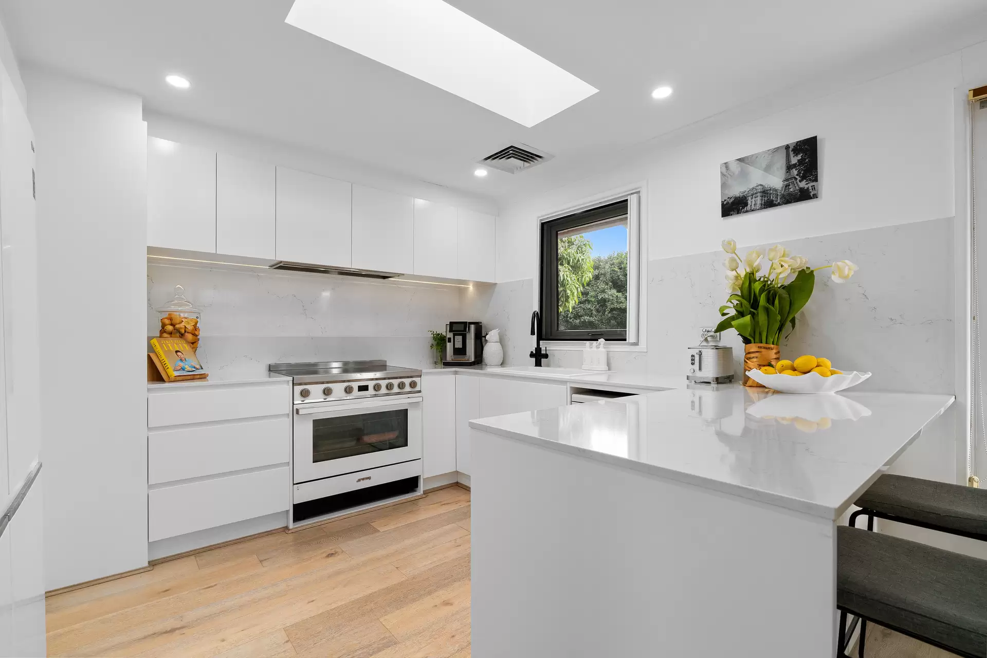 14 Chestnut Drive, Banksia Auction by Gavan Property - image 1