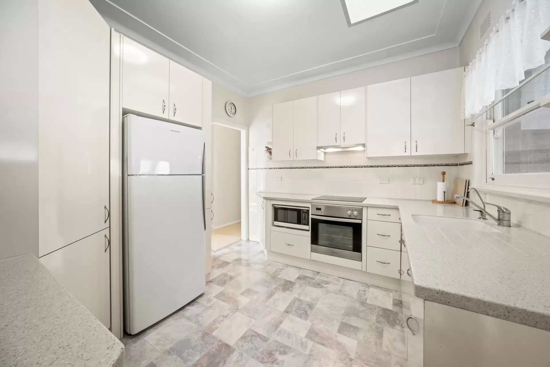 28 Wolstenholme Avenue, Gymea Auction by Gavan Property - image 1