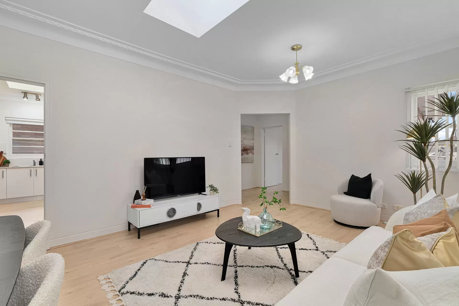 9 Bell Avenue, Kogarah Bay Auction by Gavan Property - image 1