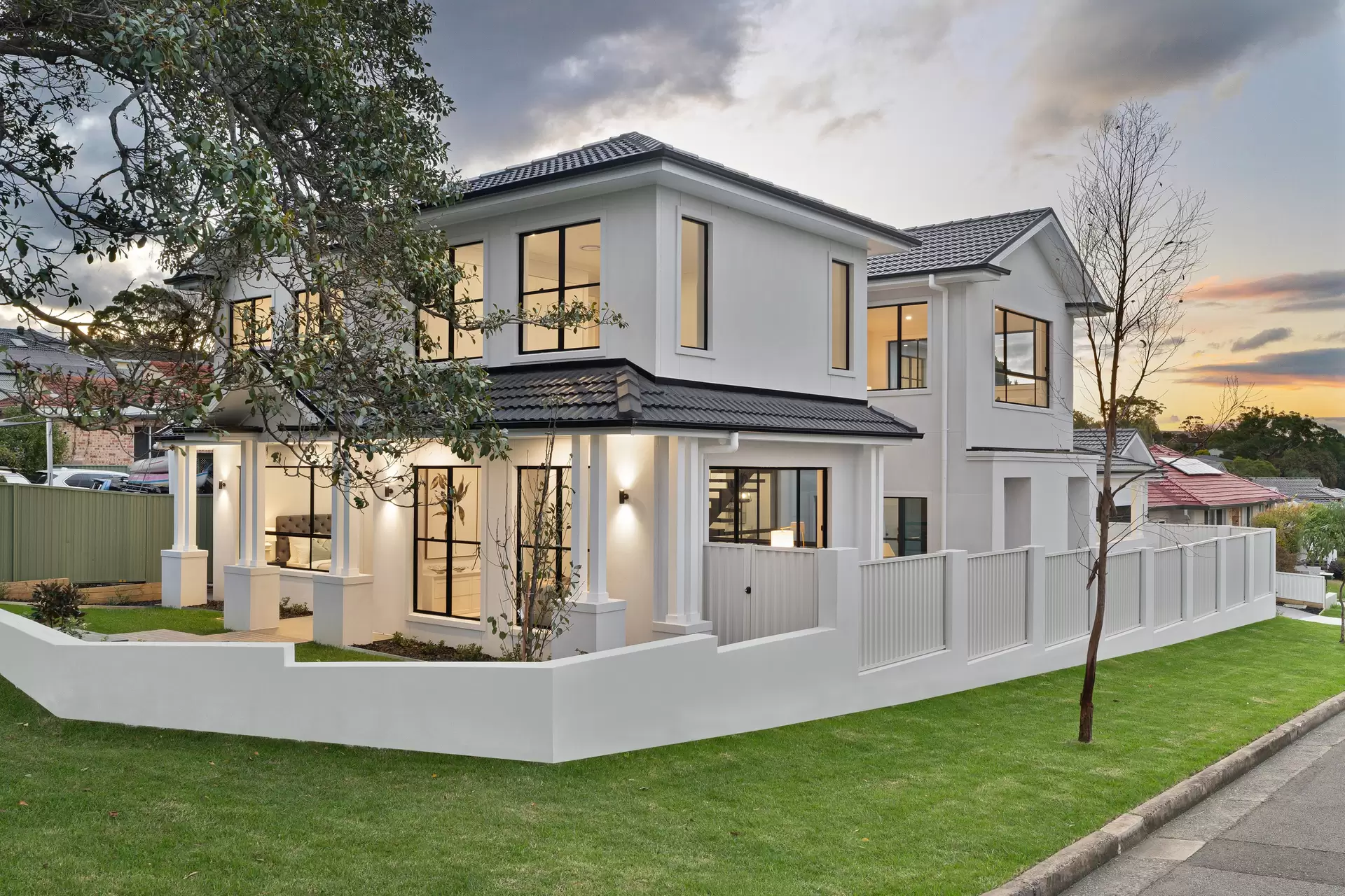 18 Woodlands Ave, Lugarno For Sale by Gavan Property - image 1