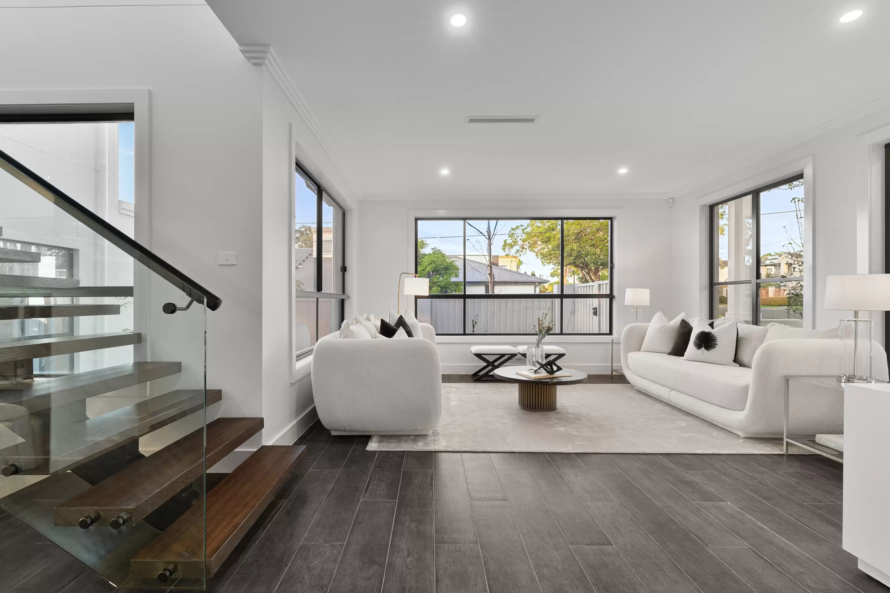 Photo #9: 18 Woodlands Ave, Lugarno - For Sale by Gavan Property