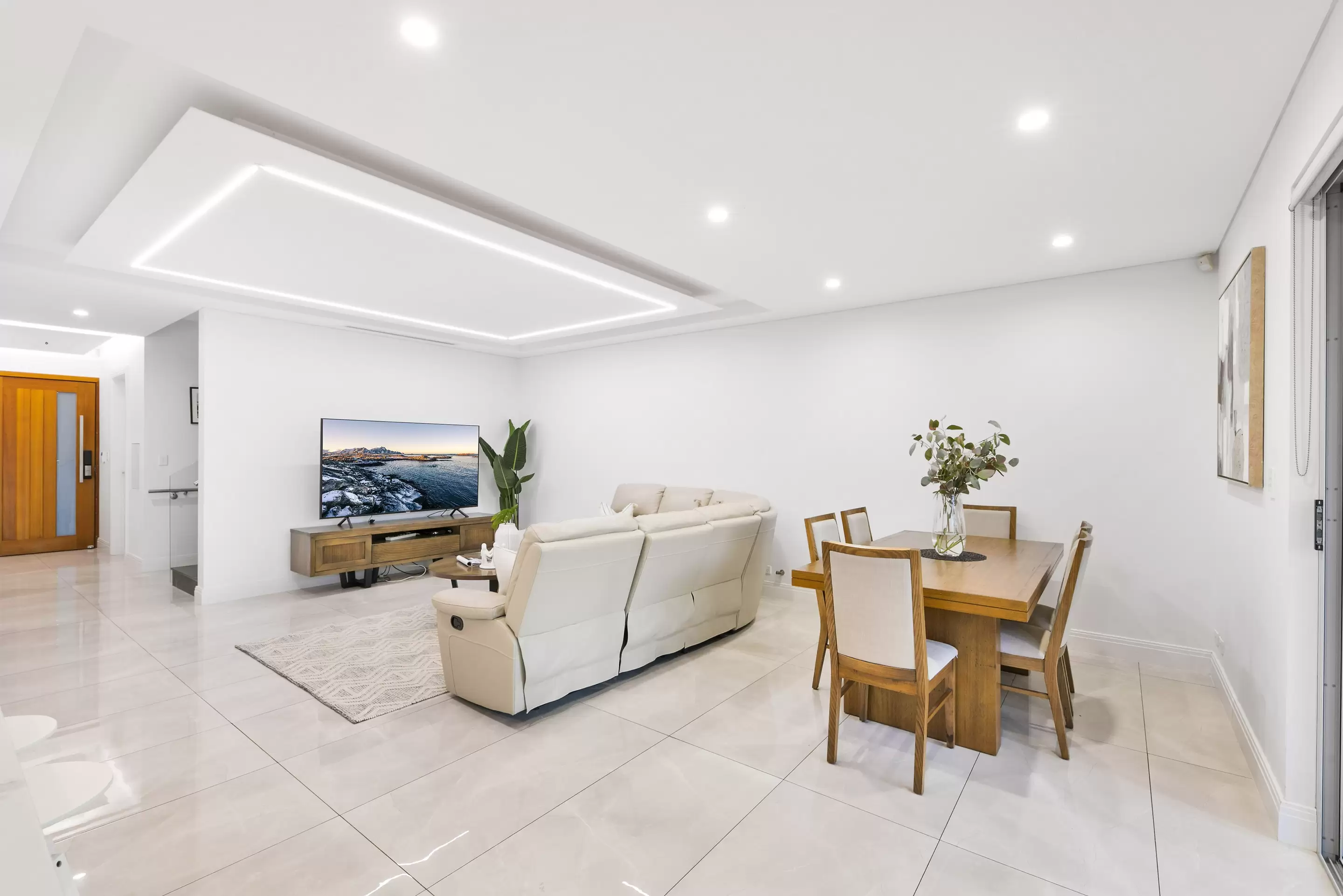 29 Homedale Crescent, Connells Point For Sale by Gavan Property - image 1