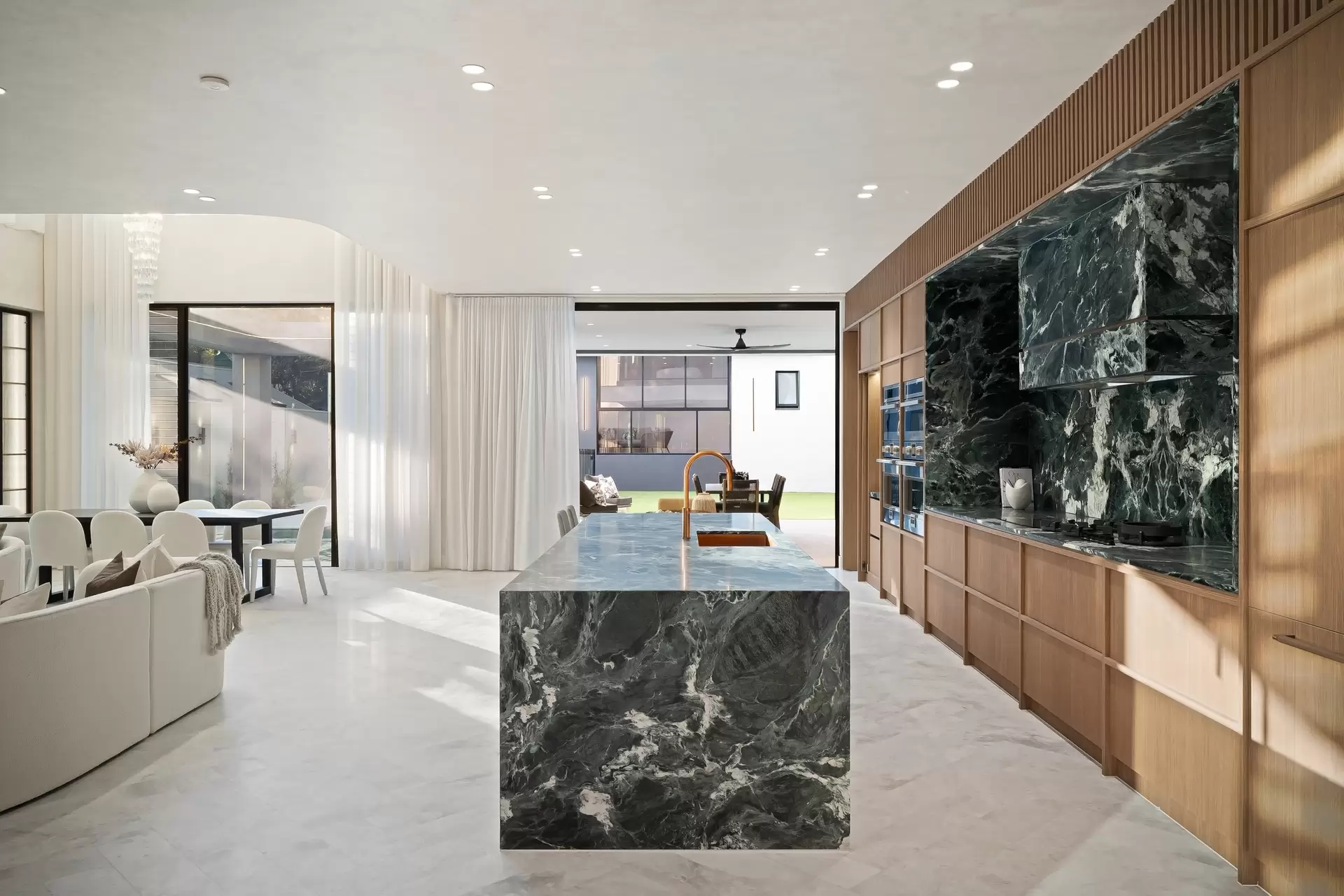 265 Connells Point Road, Connells Point Sold by Gavan Property - image 1