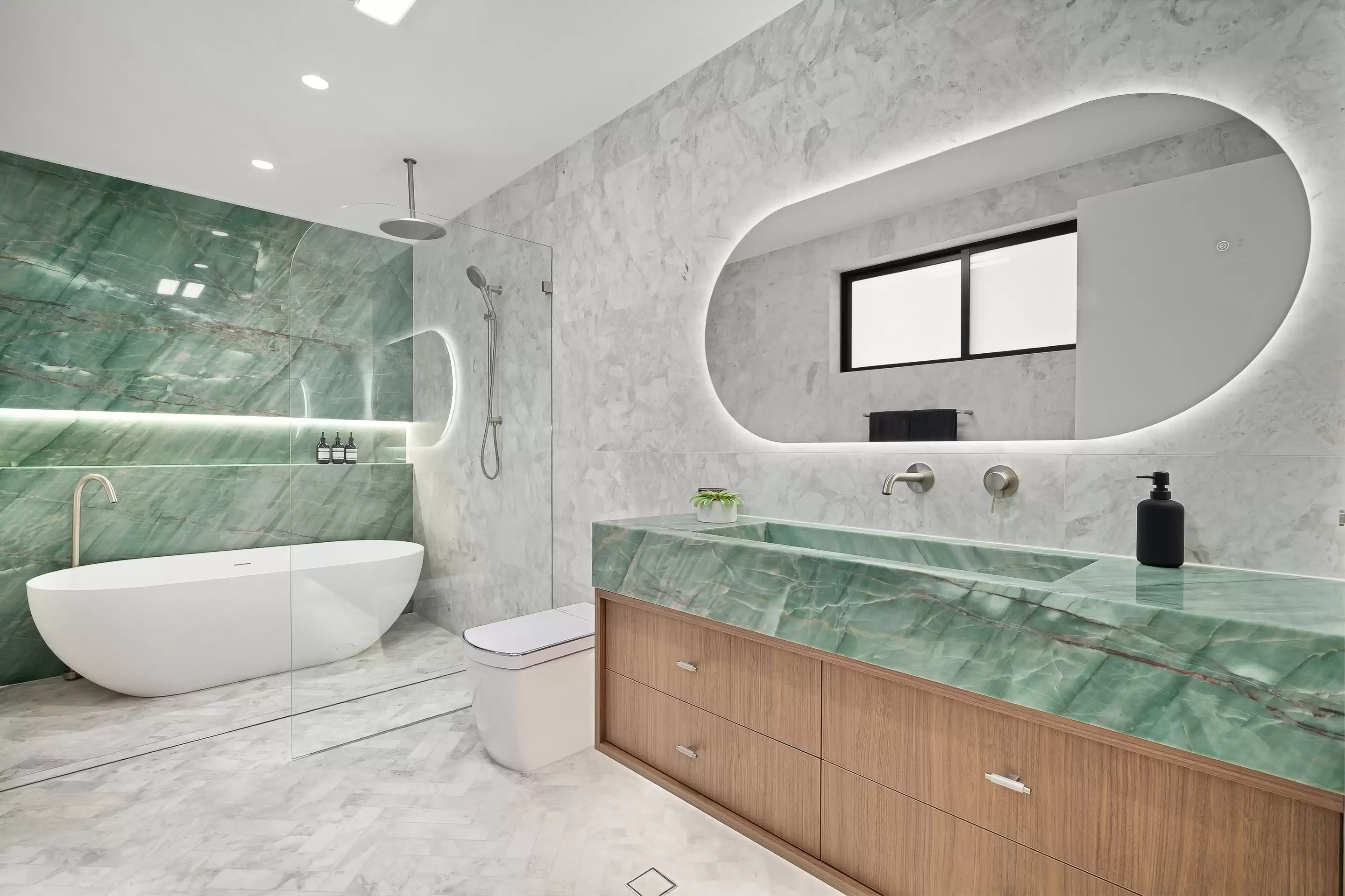 265 Connells Point Road, Connells Point Sold by Gavan Property - image 1