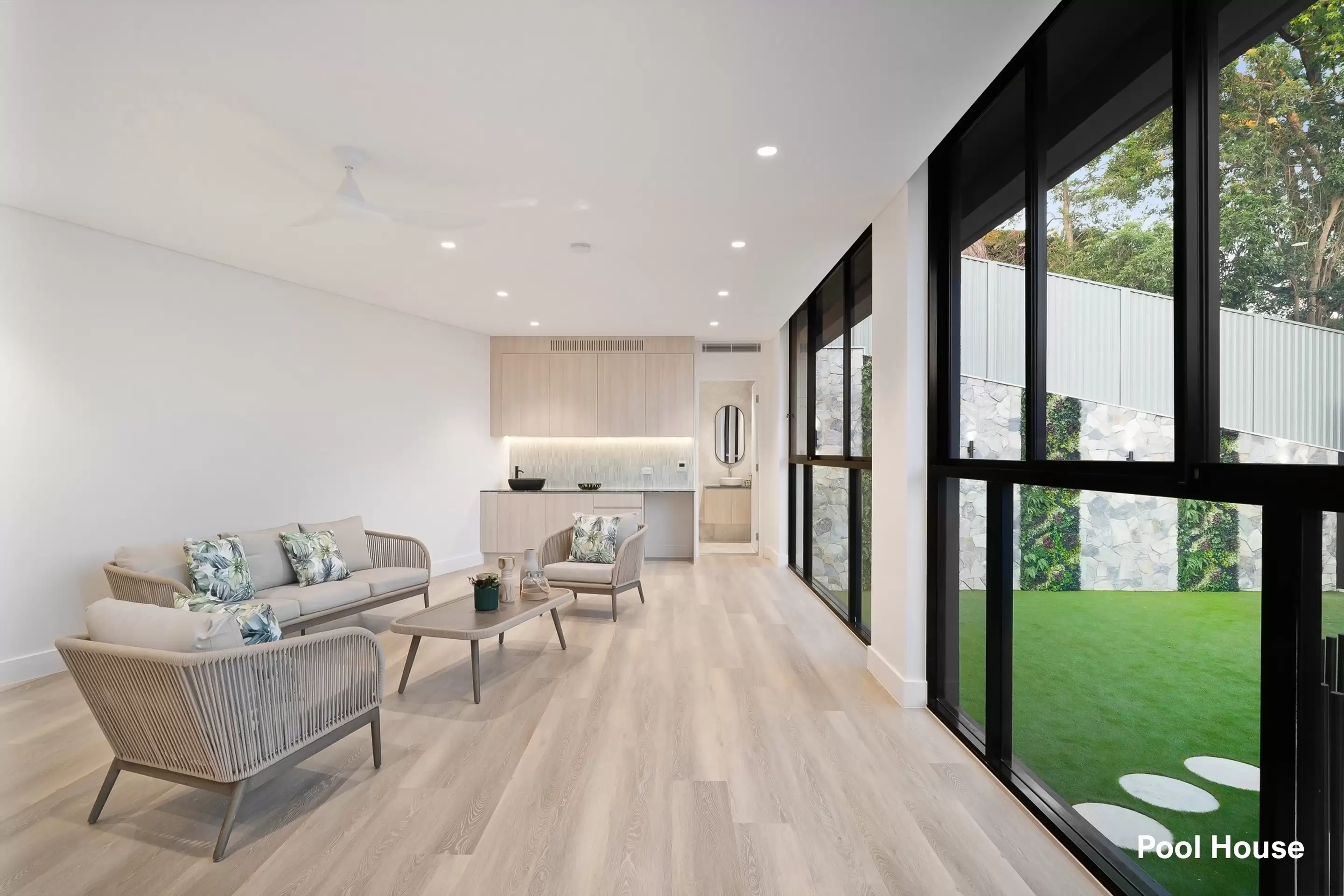 265 Connells Point Road, Connells Point Sold by Gavan Property - image 1