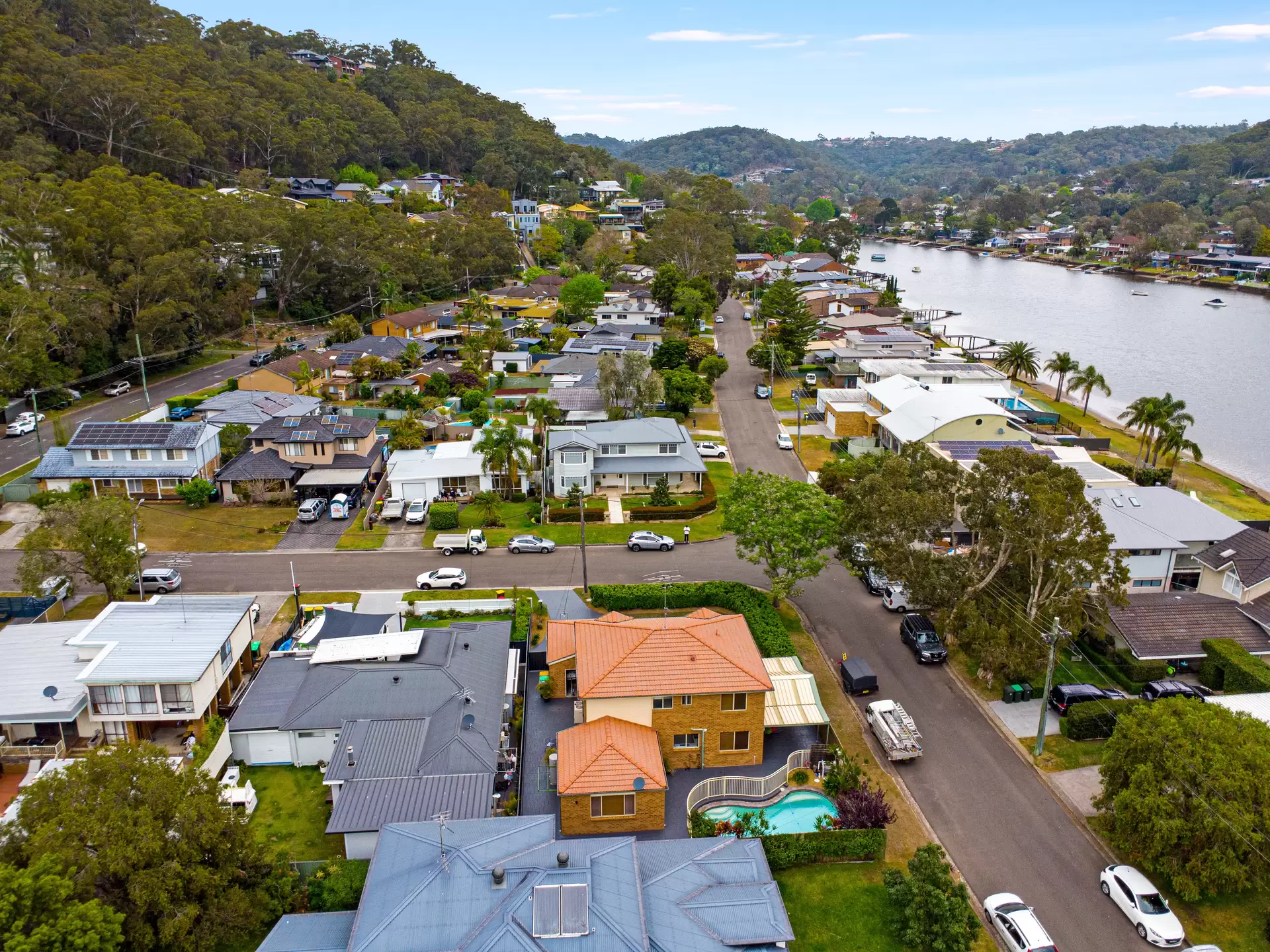 7 Thames Street, Woronora Sold by Gavan Property - image 1
