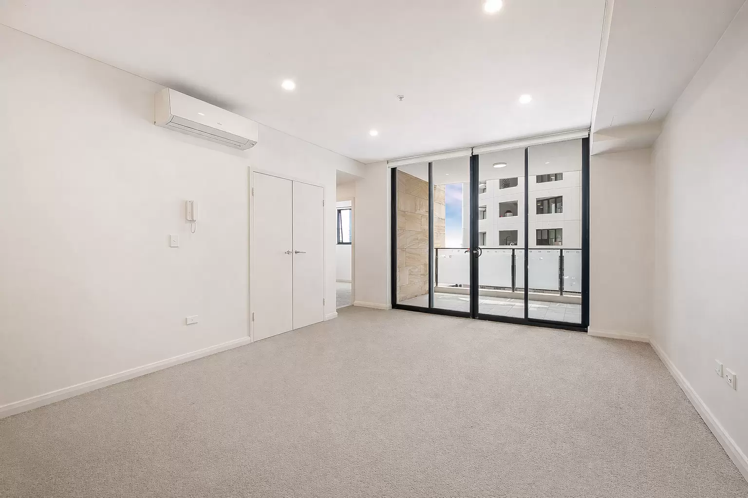 206/1 Kyle Street, Arncliffe Sold by Gavan Property - image 1