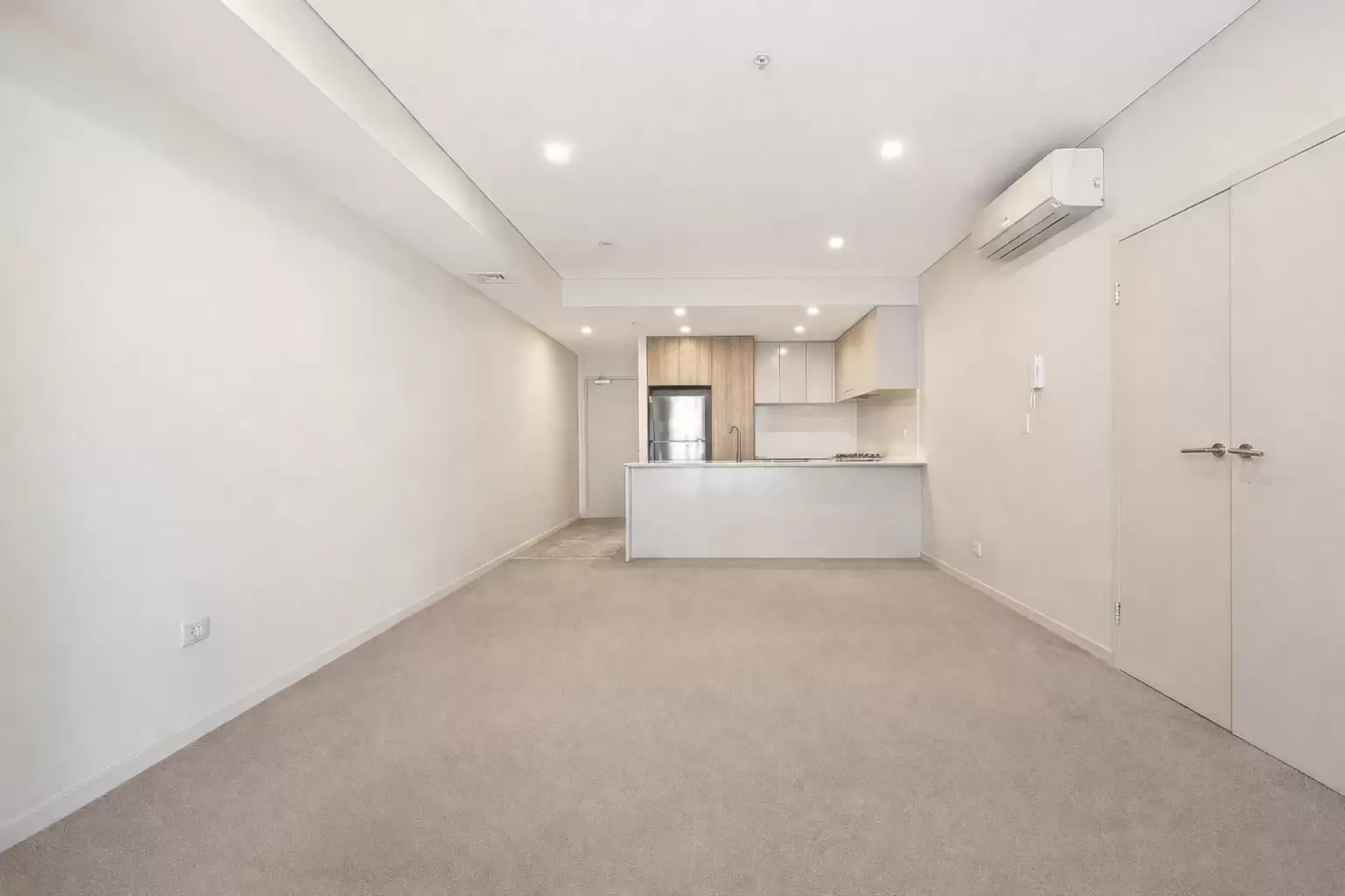206/1 Kyle Street, Arncliffe Sold by Gavan Property - image 1