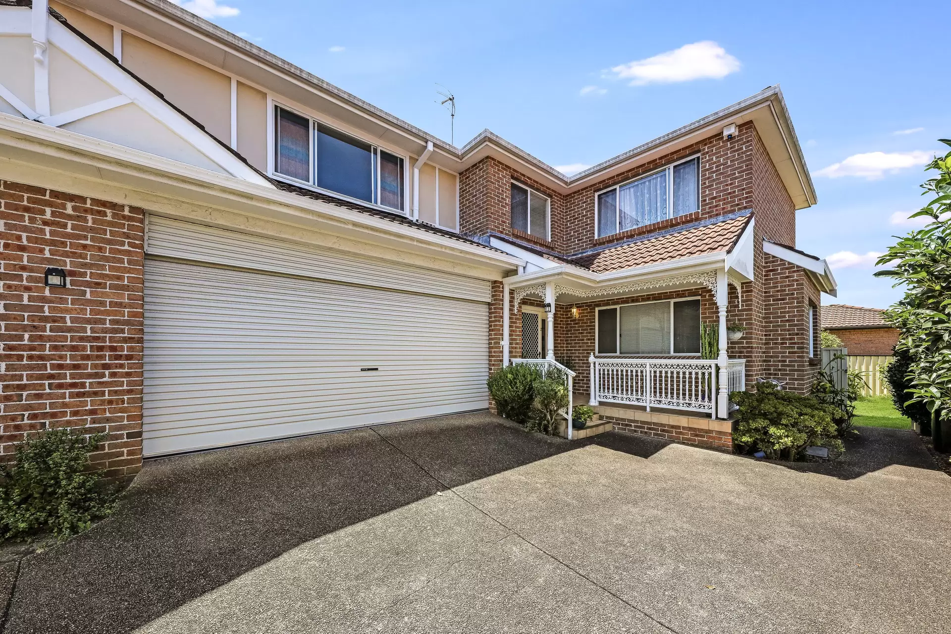 2/22 Salisbury Street, South Hurstville Sold by Gavan Property - image 1