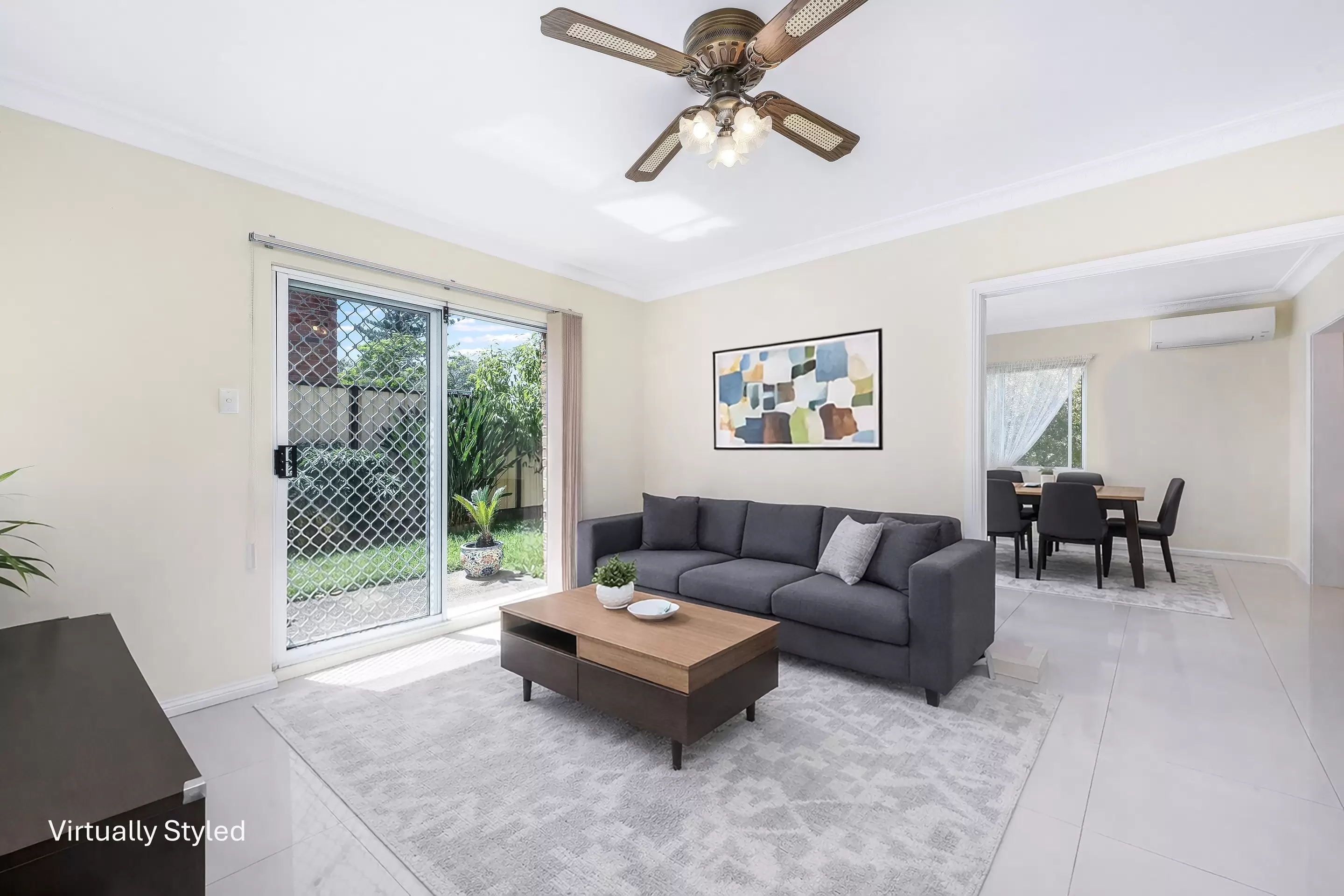 2/22 Salisbury Street, South Hurstville Sold by Gavan Property - image 1