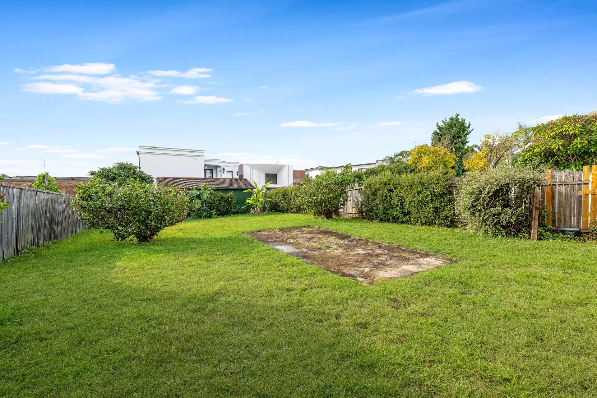 69 Queens Road, Connells Point Auction by Gavan Property - image 1