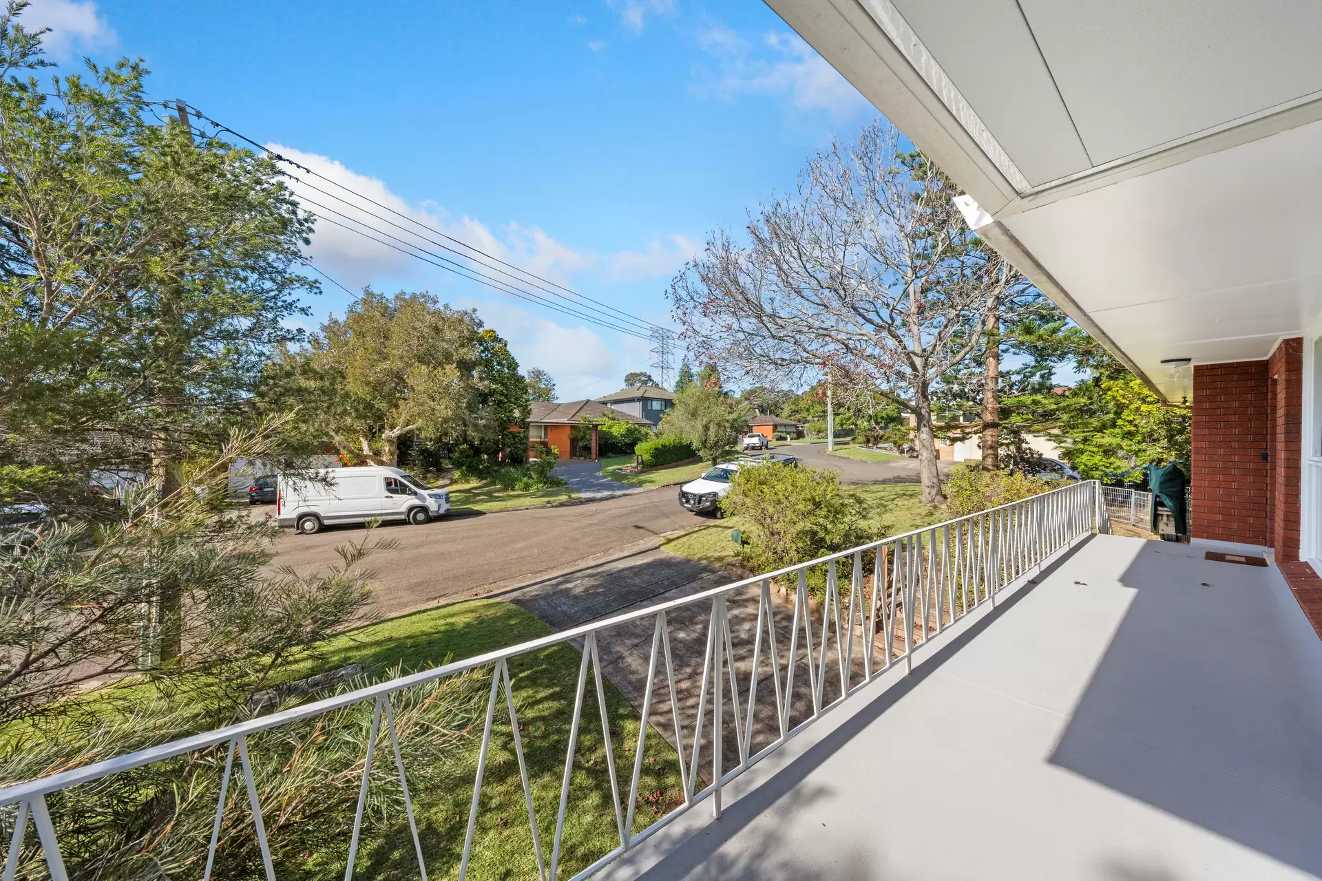 15 Shade Place, Lugarno Auction by Gavan Property - image 1