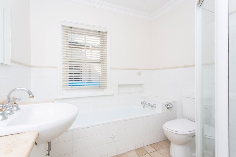 Photo #7: 89 John Street, Woollahra - Leased by Gavan Property