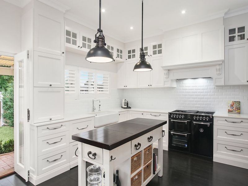 Photo #2: 15 The Esplanade, South Hurstville - Sold by Gavan Property