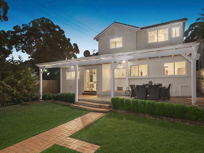 Photo #8: 15 The Esplanade, South Hurstville - Sold by Gavan Property